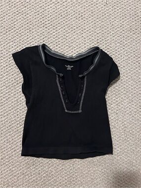 Black Ribbed Cap-Sleeve Top